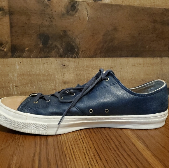Converse Chuck Taylor All Star Leather Ox Shoes 136696C Navy Tan Toe Mens Sz 13 - Picture 9 of 13